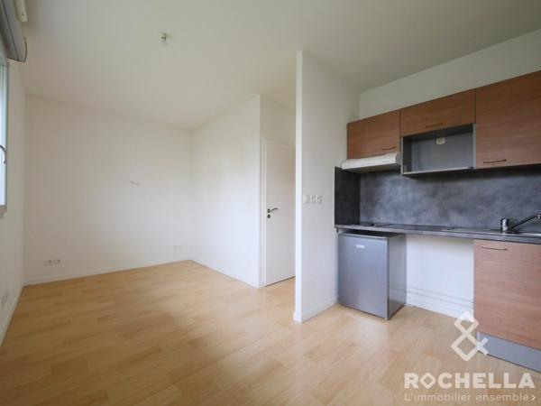 Studio avec stationnement et cave