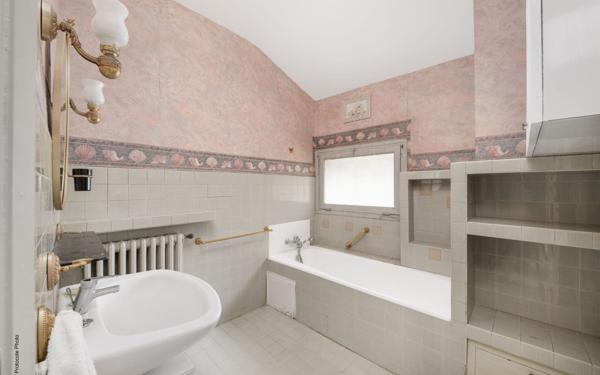 Maison à vendre    6 pièces • 148,16 m2 Toulouse