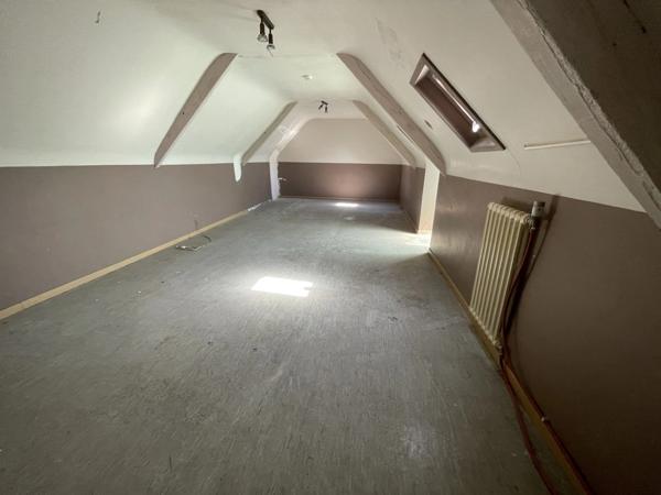 Immeuble à vendre PLUMELIAU (56)