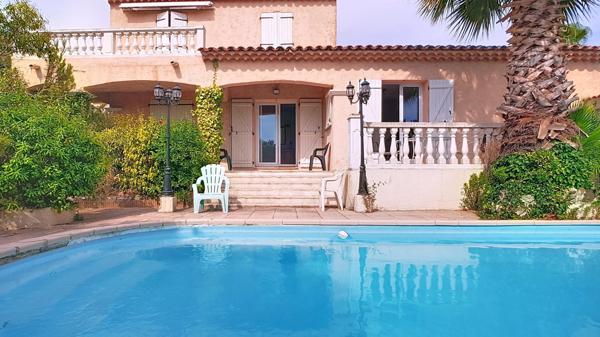Villa provençale 5 pièces avec piscine
