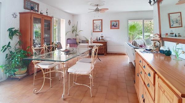 Villa provençale 5 pièces avec piscine