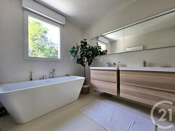 Maison à vendre  5 pièces - 172,20 m2 JOUY AUX ARCHES - 57