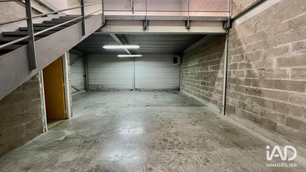 Location local d’activité 138 m² Santeny