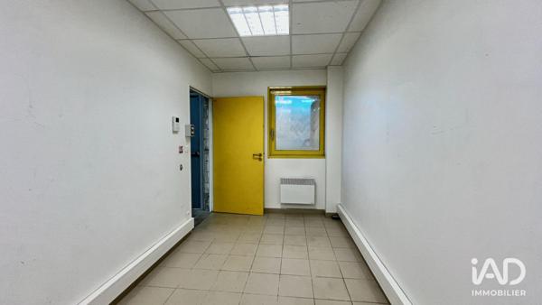 Location local d’activité 138 m² Santeny