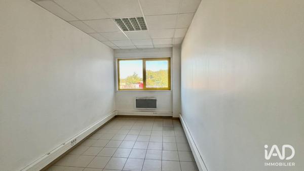 Location local d’activité 138 m² Santeny