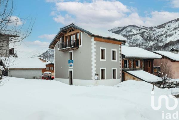 Maison de village 7 pièces de 135 m² à Les Belleville (73440)