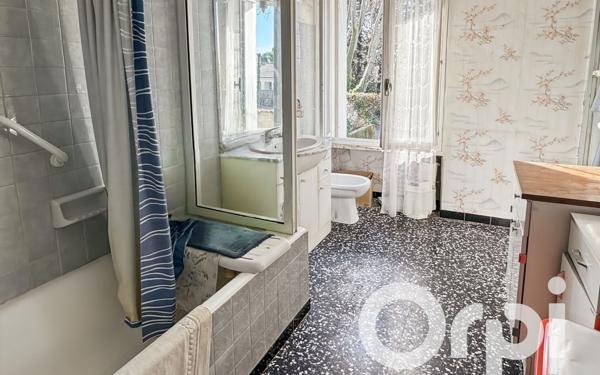 Maison à vendre    7 pièces •  Tarascon