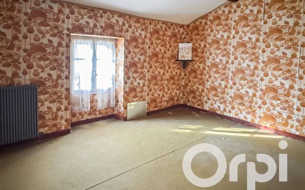 Maison à vendre    7 pièces •  Tarascon