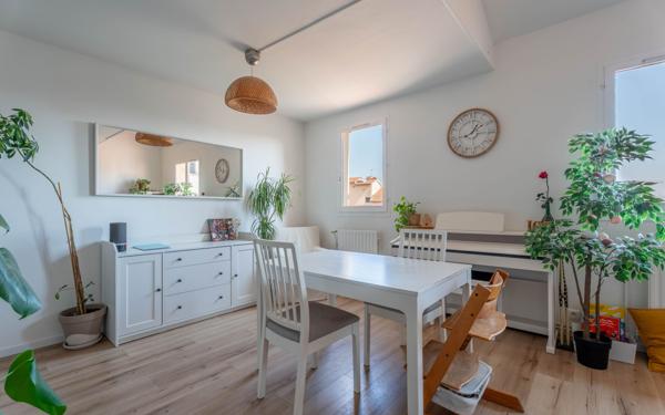 Appartement à vendre    4 pièces • 98,76 m2 Villefranche-sur-Saône