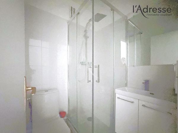 Appartement Saint Cloud Studio refait à neuf.