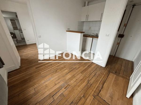Location Studio 25.53 m² - 2 RUE DE VANVES Issy Les Moulineaux 92130