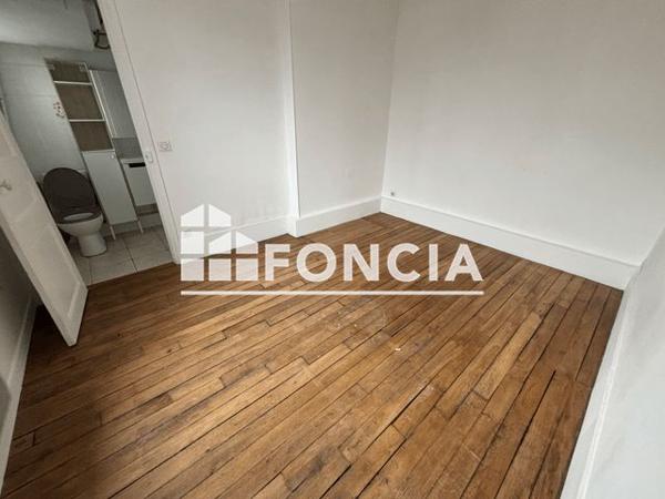 Location Studio 25.53 m² - 2 RUE DE VANVES Issy Les Moulineaux 92130
