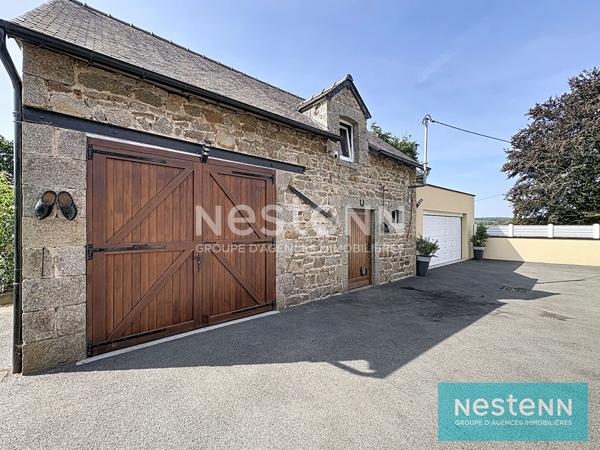 Maison Longère 4 chambres, en impasse, à 3 km du bourg de Plaintel, terrain de 1500 m², superbes prestations !