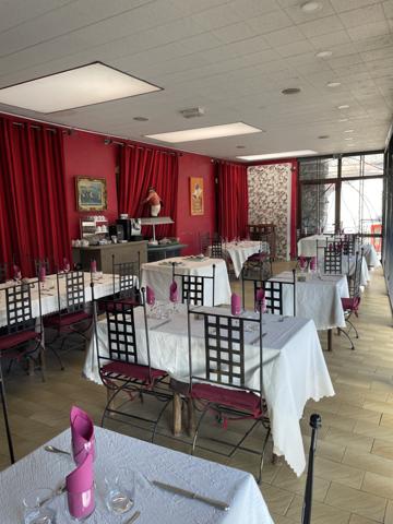 Monistrol-d'Allier (43580) Hôtel de charme, bar, restaurant, chemin de Compostelle, gorges de l'Allier, projet gîtes possible