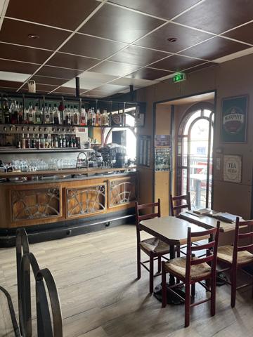 Monistrol-d'Allier (43580) Hôtel de charme, bar, restaurant, chemin de Compostelle, gorges de l'Allier, projet gîtes possible