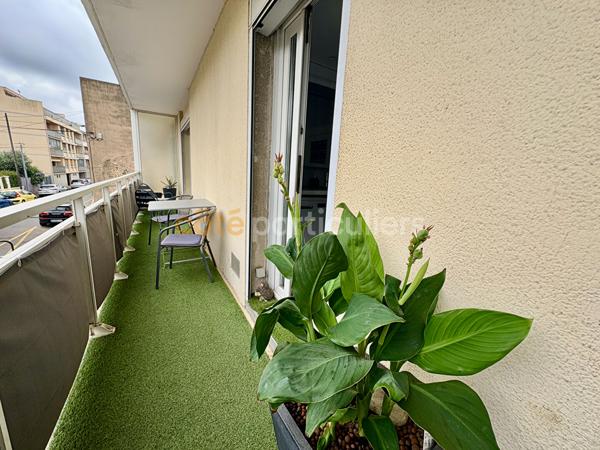 Vente
                Appartement78,02 m² - 4 Pièces -
                    NARBONNE (11100)