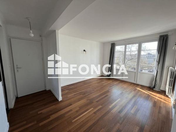 Location Appartement 3 pièces 57.07 m² - 9 RUE DES ACACIAS Le Chesnay 78150