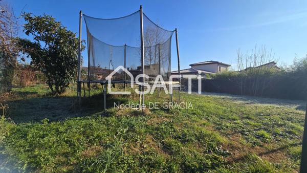 Terrain de 380m2 tout à l'égout plein centre