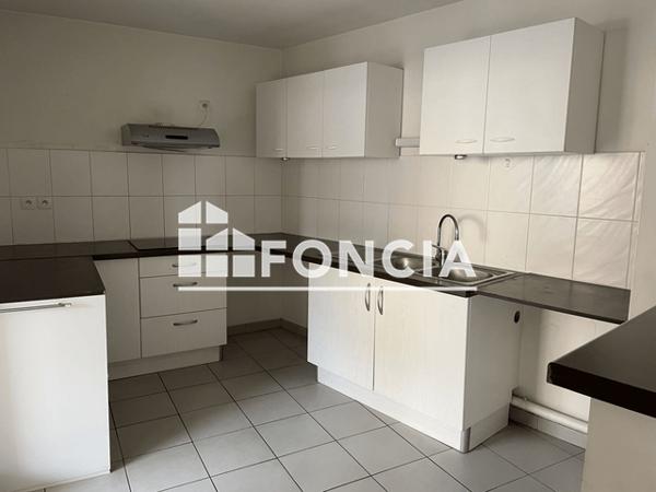 Location Appartement 3 pièces 88.84 m² - 153 AVENUE JACQUES DOUZANS Muret 31600