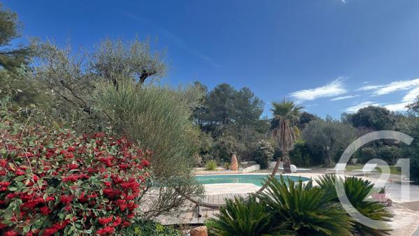 Maison à vendre  6 pièces - 165 m2 LE BEAUSSET - 83