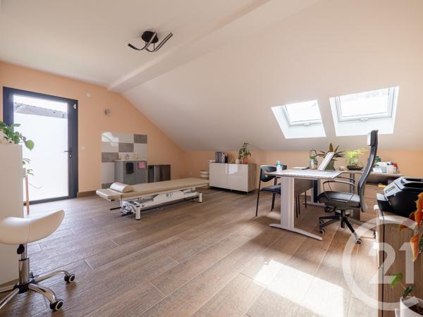 Maison à vendre  6 pièces - 190 m2 COUPVRAY - 77