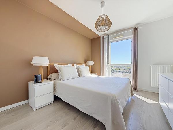 TALENCE – Un T3 lumineux avec grand balcon d’angle, dans un secteur recherché.
