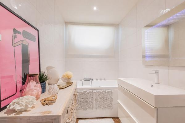 Appartement Verrieres Le Buisson 4 pièce(s) 84 m2