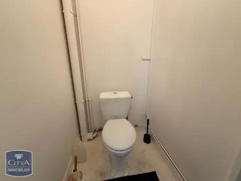 Appartement à louer 3 pièces 64.47m² Flers (61100)