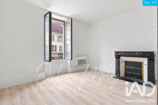 Immeuble à vendre 411 m² Lure