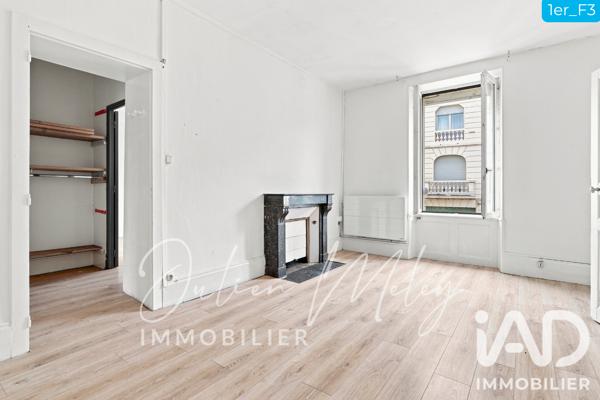 Immeuble à vendre 411 m² Lure
