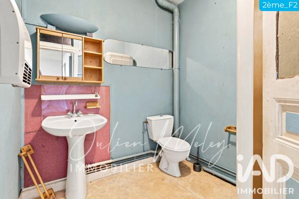 Immeuble à vendre 411 m² Lure