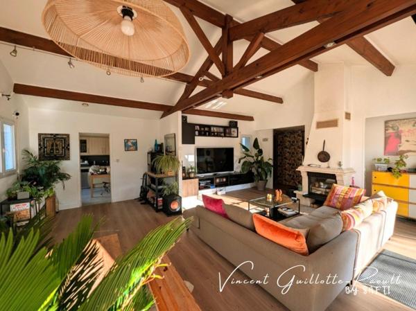 Maison avec Studio 150m² - 7pièces - Garages - Piscine - Terrain 1392m²