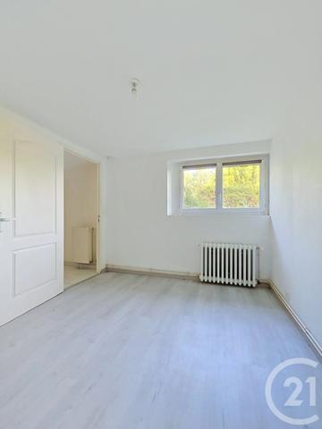 Maison à vendre  8 pièces - 140 m 2   CHATEAUBRIANT  - 44