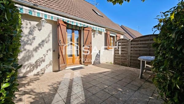 Maison F4 de 82m2 - 3 chambres - garage accolé - proche commerces à pied !