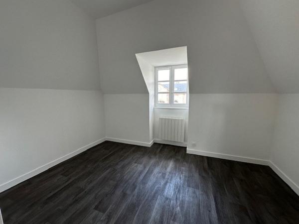 Appartement
                                                                                                                                                                                                                                                                                                                        3 pièce(s)                                                                                                                                                                                                          2 chambre(s)                                                                                                                                                                                                          60.3  m²