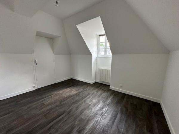 Appartement
                                                                                                                                                                                                                                                                                                                        3 pièce(s)                                                                                                                                                                                                          2 chambre(s)                                                                                                                                                                                                          60.3  m²