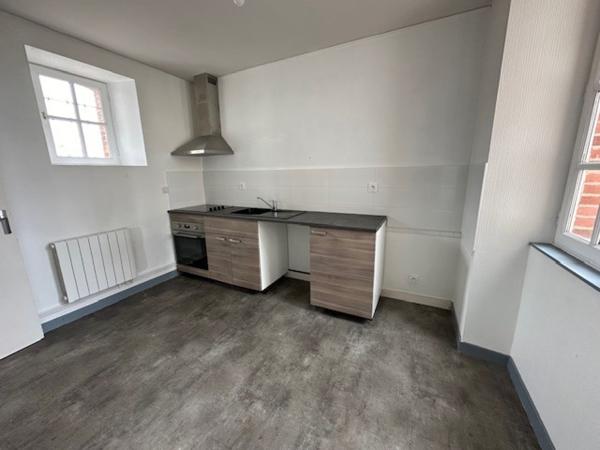 Appartement
                                                                                                                                                                                                                                                                                                                        3 pièce(s)                                                                                                                                                                                                          2 chambre(s)                                                                                                                                                                                                          60.3  m²