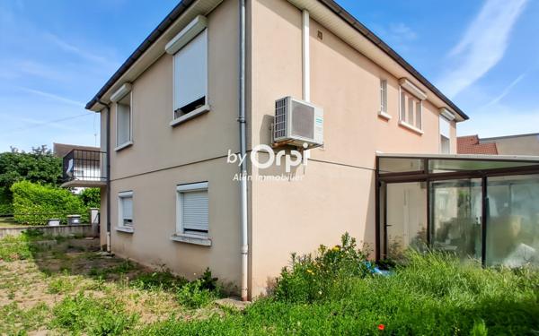 Maison à vendre    5 pièces • 144,66 m2 Domérat