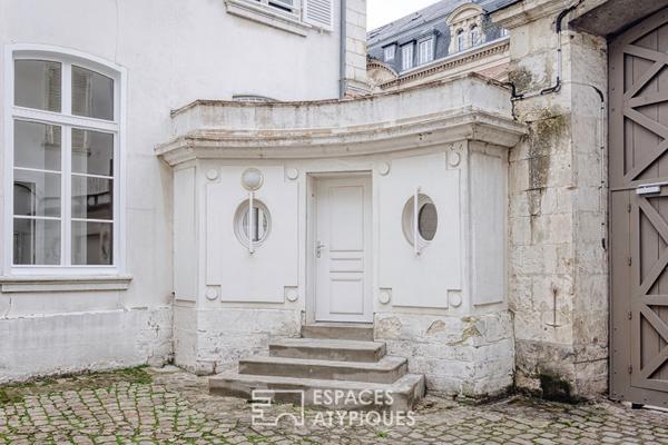 Appartement de caractère dans un ancien hôtel particulier du XVIII siècle Quartier Cathédrale