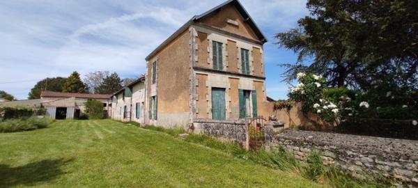 Maison ferme Saintes Rive gauche 88 m²