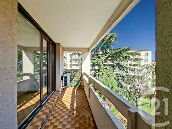 Appartement T4 à vendre  4 pièces - 78,89 m2 MARSEILLE - 13011