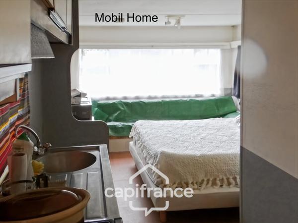 À vendre, maison d’habitation située dans une zone résidentielle
