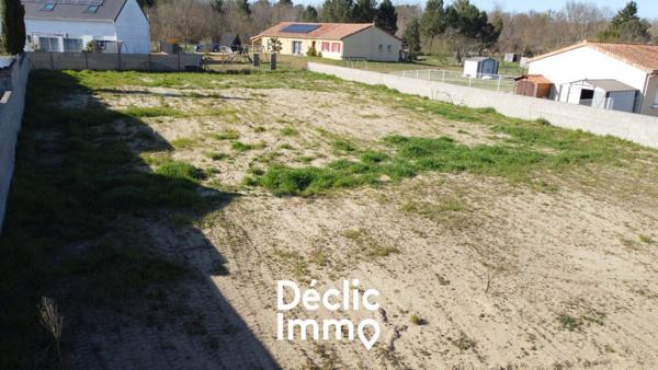Vente terrain à lotir Ouzilly, 1148m² 39 500€ Vienne Poitou-charentes Page /fr/detail.htm