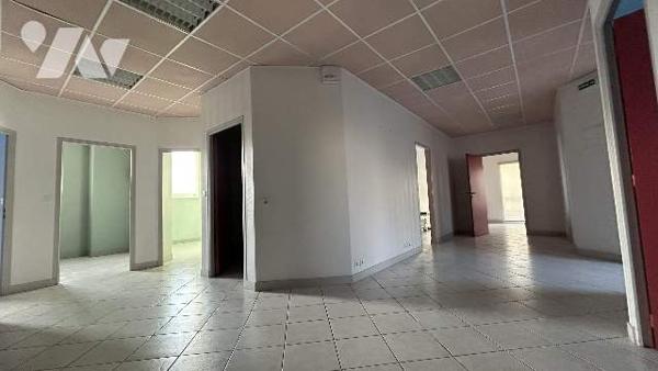 BATIMENT 360 M² centre ville