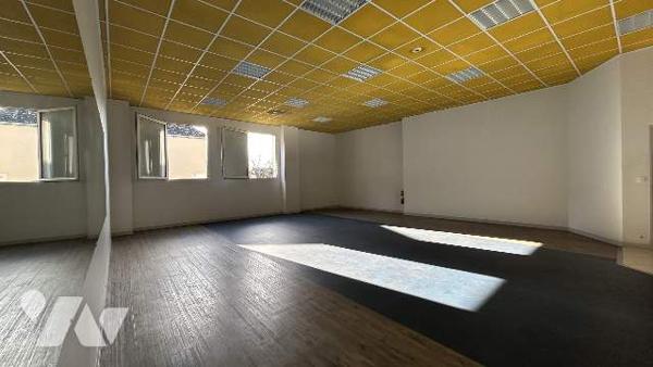 BATIMENT 360 M² centre ville