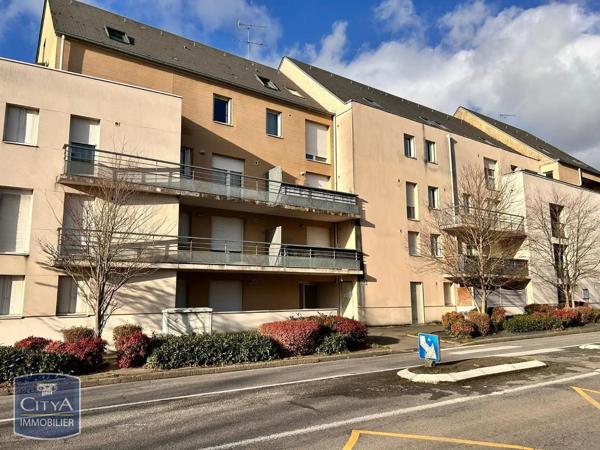Appartement à louer 2 pièces 48.83m² Laval (53000)