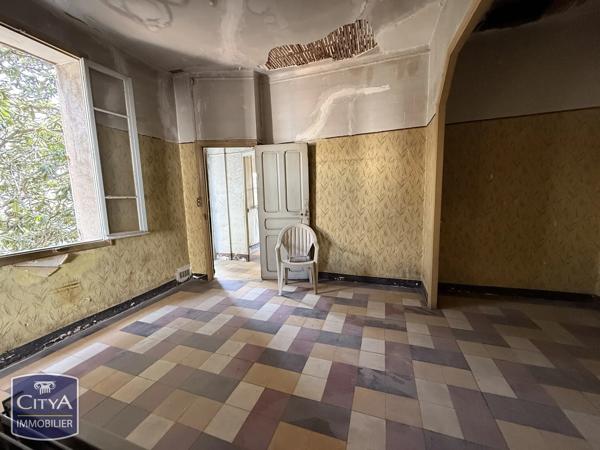 Immeuble à vendre 218.94m² Nîmes (30000)