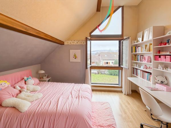 Maison à vendre 9 pièces  (01)