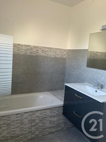 Immeuble à vendre  119,21 m2 DAX - 40