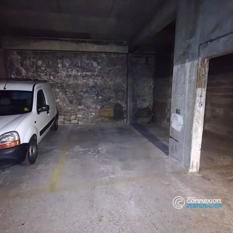 Parking à vendre - Emplacement recherché